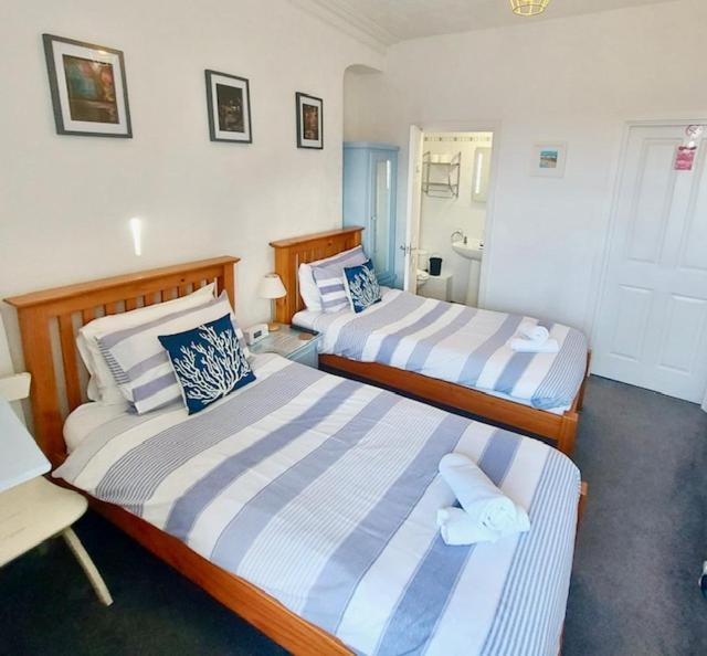 Glenthorne Guest House Tenby Exterior foto